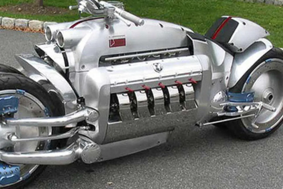 Dodge Tomahawk V8