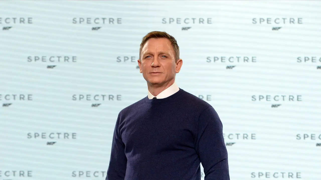 [Bintang] Daniel Craig