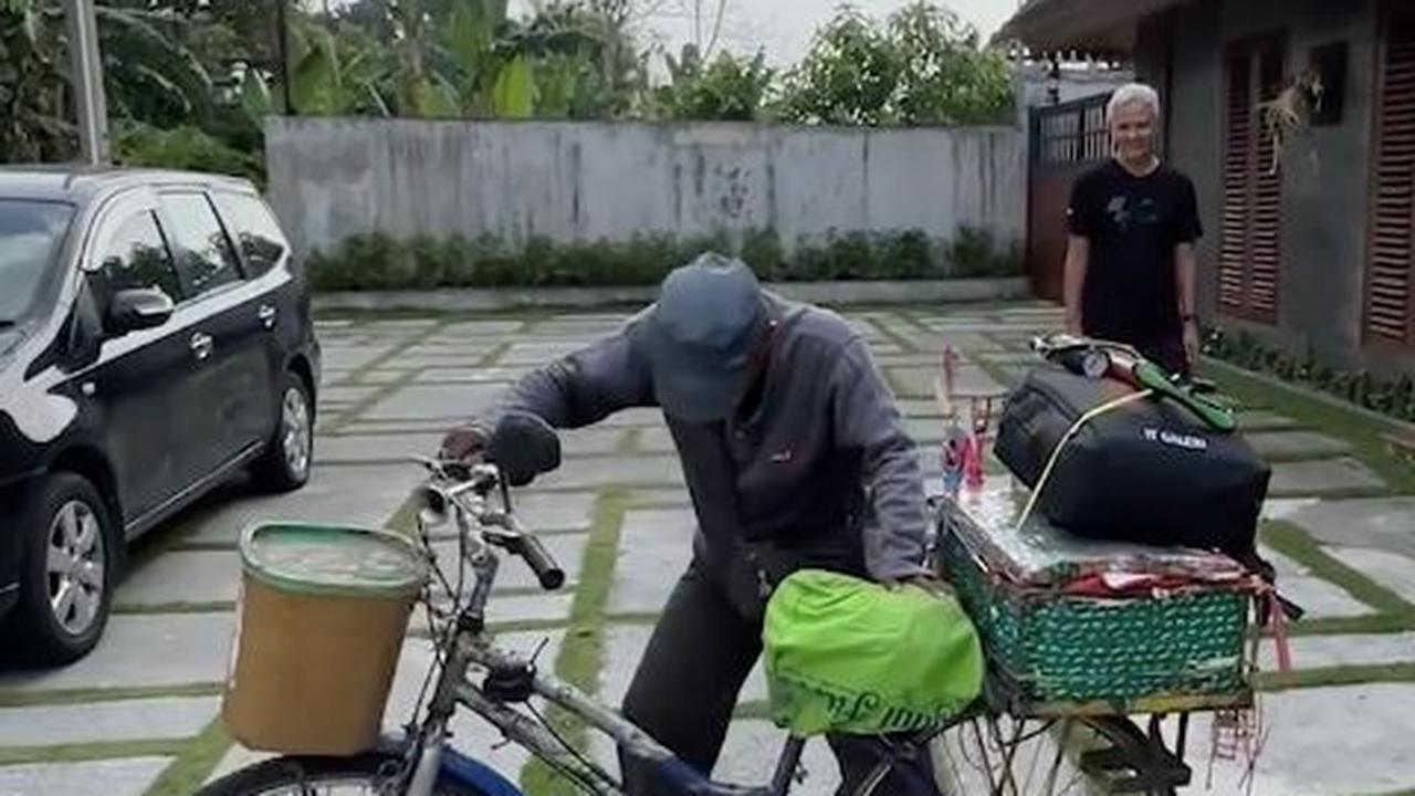 Sampai di Rumah Ganjar<br>