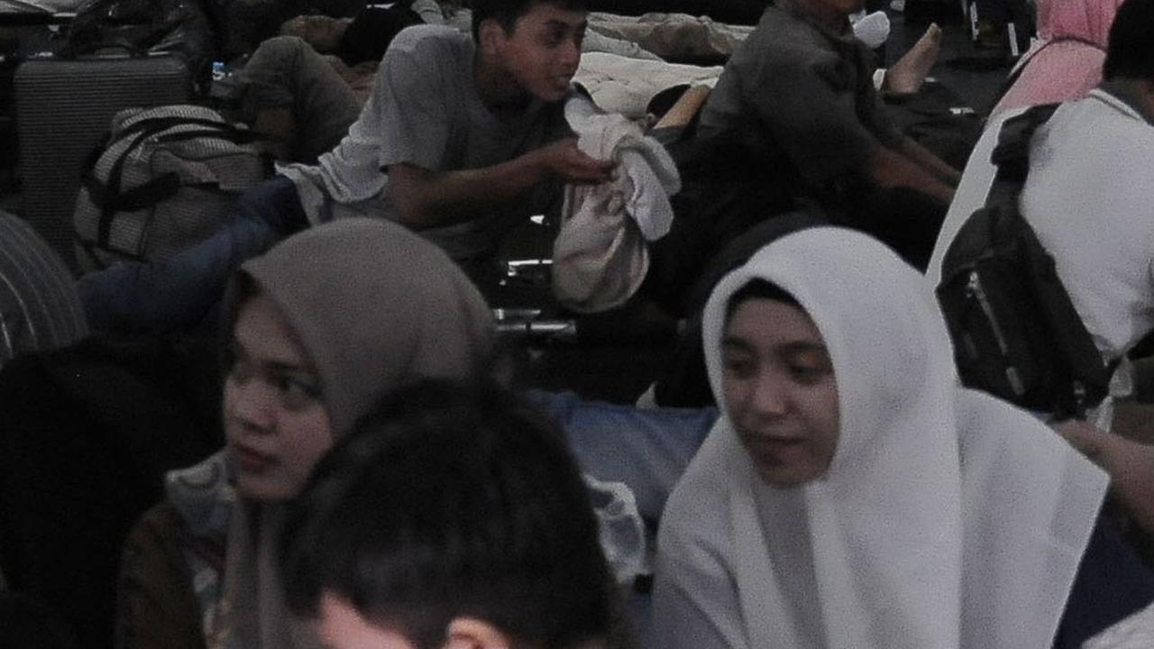 Tercatat ada 1.026 orang yang mengikuti mudik gratis naik kapal perang ini.&nbsp;Merdeka.com/Imam Buhori<br>