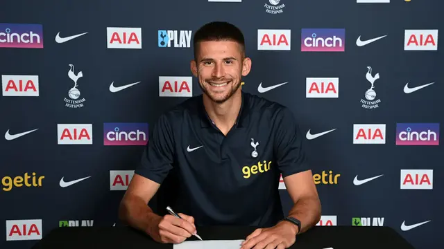 Foto: Daftar 5 Kiper Baru yang Siap Beraksi di Premier League Liga Inggris 2023 / 2024, Bukan Cuma Andre Onana