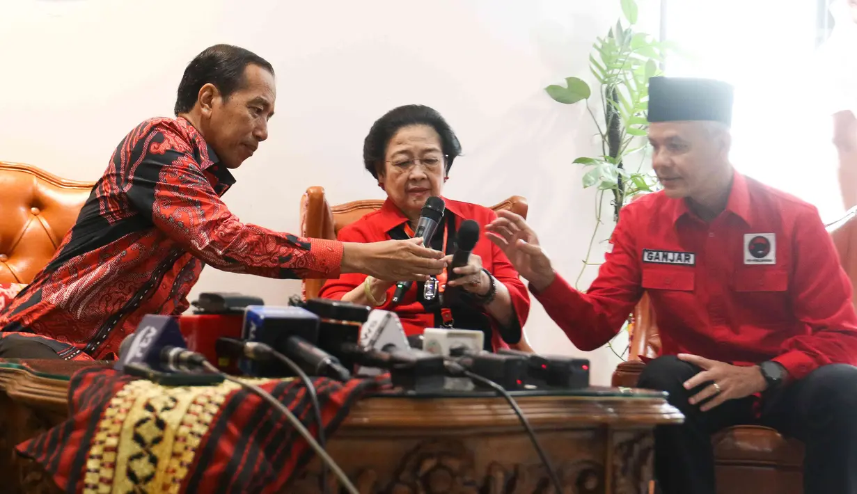 <p>Presiden Jokowi menyampaikan pidato politik saat acara Rapat Kerja Nasional (Rakernas) III PDI Perjuangan (PDIP) hari ini, Selasa (6/6/2023). (Liputan6.com/Herman Zakharia)</p>