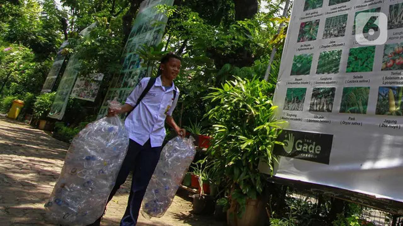 Ubah Paradigma Masyarakat Lewat Bank Sampah
