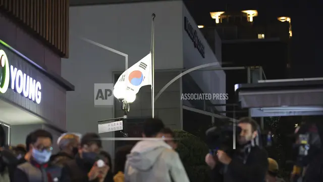 Kedutaan Besar Republik Korea Selatan di India Kibarkan Bendera Setengah Tiang