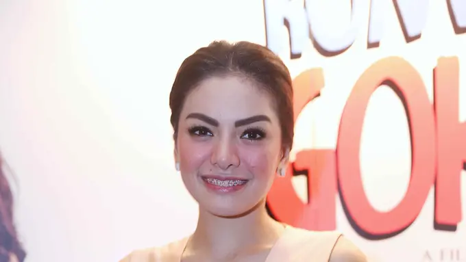 [Bintang] Nikita Mirzani