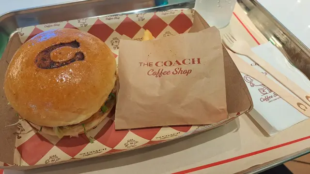 Menyambangi Kedai Kopi Coach Terbaru di Tangerang, Menunya Bercita Rasa New York