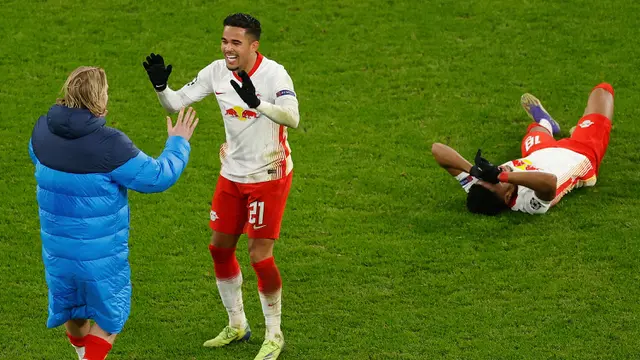 Foto Liga Champions: Nyaris Comeback, Manchester United tersingkir!