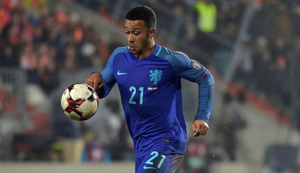 Kehadiran Memphis Depay langsung membuat lini depan Belanda menjadi tajam. (Reuters/Eric Vidal) 