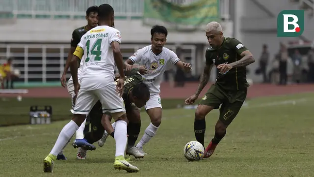 Tira Persikabo vs Persebaya Surabaya