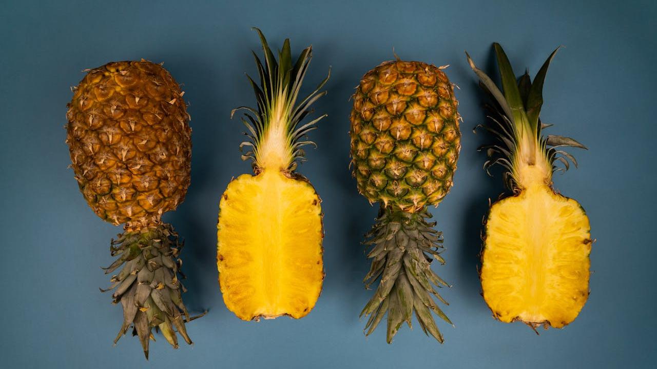 Ilustrasi Buah Nanas