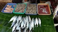 Harga ikan laut pada awal April 2018 (Foto:Liputan6.com/Maulandy R)