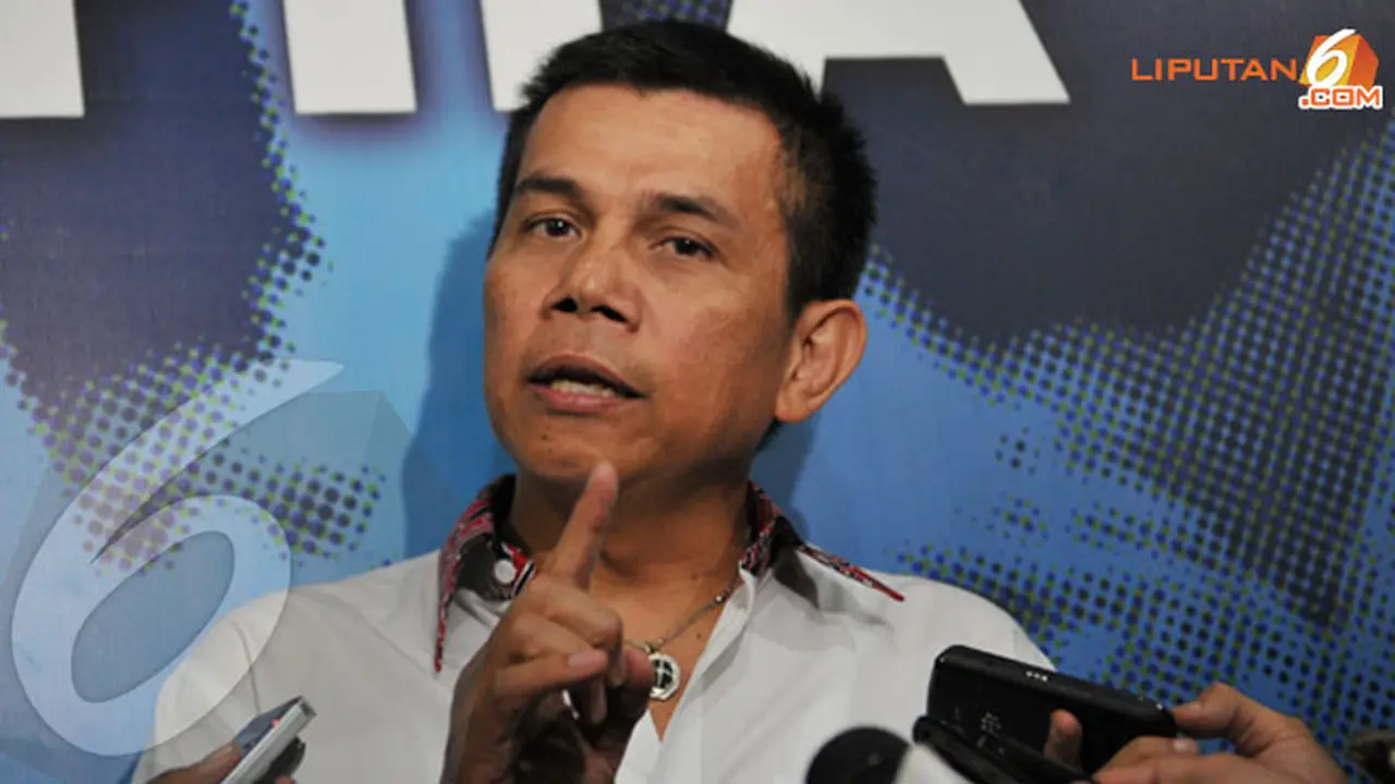 hinca-panjaitan-130627c.jpg