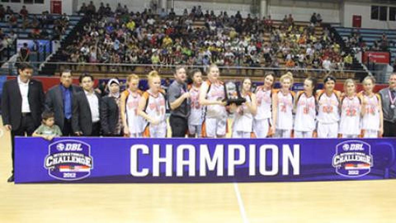 Tim putri Gold Coast juarai DBL International Challenge 2012