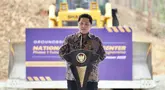 Ketua Umum Persatuan Sepak bola Seluruh Indonesia (PSSI) Erick Thohir menyampaikan sambutan saat groundbreaking national training center (TC) di Ibu Kota Nusantara (IKN), Jumat (22/9/2023). Erick menyampaikan groundbreaking national training center ini menandai babak baru sepak bola Indonesia. (Biro Pers Kepresidenan)