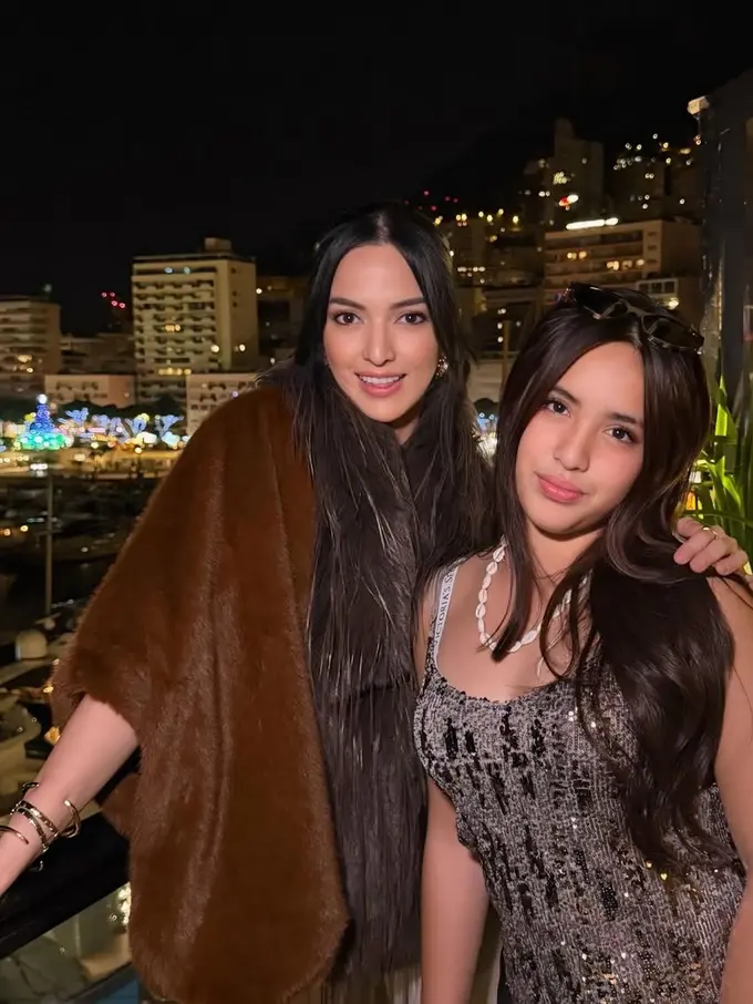Gaya Berkelas Nia Ramadhani dan Keluarga Sambut Tahun Baru 2026 di Monaco, Kompak Sentuhan Glam