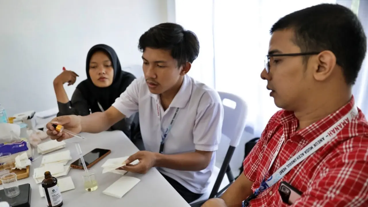 Puluhan peserta mengikuti Kelas Anggota Creative Nilam di sekretariat Aneuk Muda Aceh Unggul Hebat (AMANAH), Kota Banda Aceh (Istimewa)