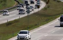 Penampakan Mobil Pemudik Bawa 'Segunung' Barang di Atap Ramai Jadi Sorotan, 'Mau Mudik Atau Pindahan Rumah?