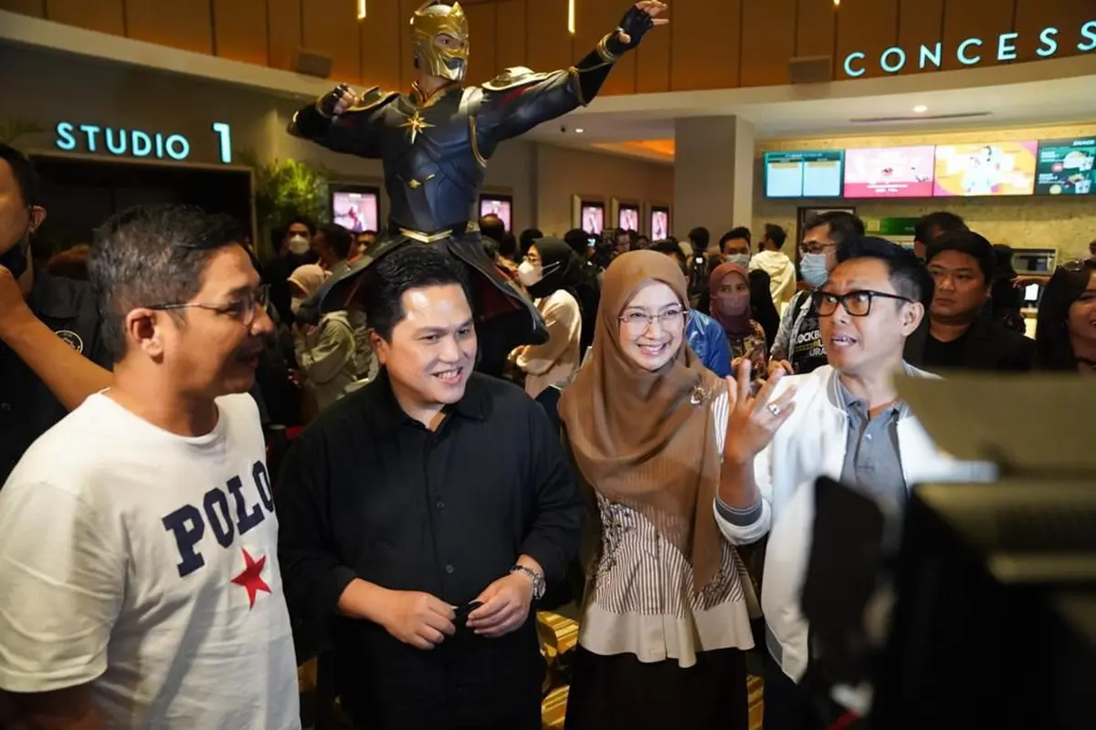 Meneg BUMN Erick Thohir nonton bareng film Gatot Kaca di XXI Epicentrum, Kuningan, Jakarta