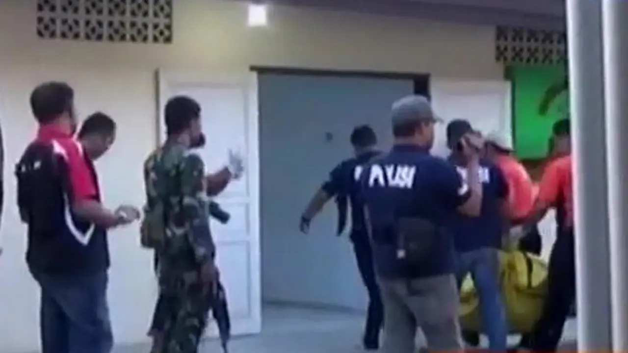 VIDEO: Polisi Temukan 1 Jenazah Diduga Kelompok Santoso di Sungai