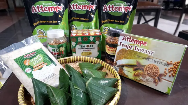 Produk-produk Attempe mulai dari tempe segar sampai olahannya.