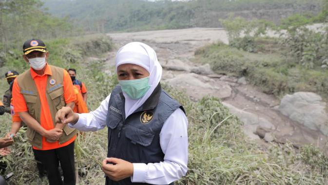 Kepala BNPB Doni Monardo meninjau lokasi terdampak guguran lahar Gunung Semeru, Lumajang, Jawa Timur pada Kamis, (3/12/2020). (Foto: Dok BNPB)