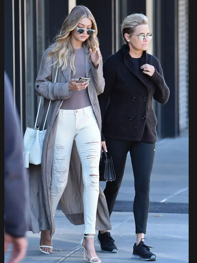 Gigi Hadid dan Yolanda Foster