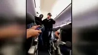 VIDEO: Detik-Detik United Airlines Usir Paksa Penumpangnya