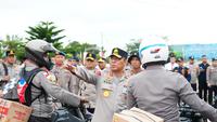 Polri Percepat Penanganan Bencana di Sumatera, Kerahkan Bantuan Alat Berat dan Fasilitas Air Bersih