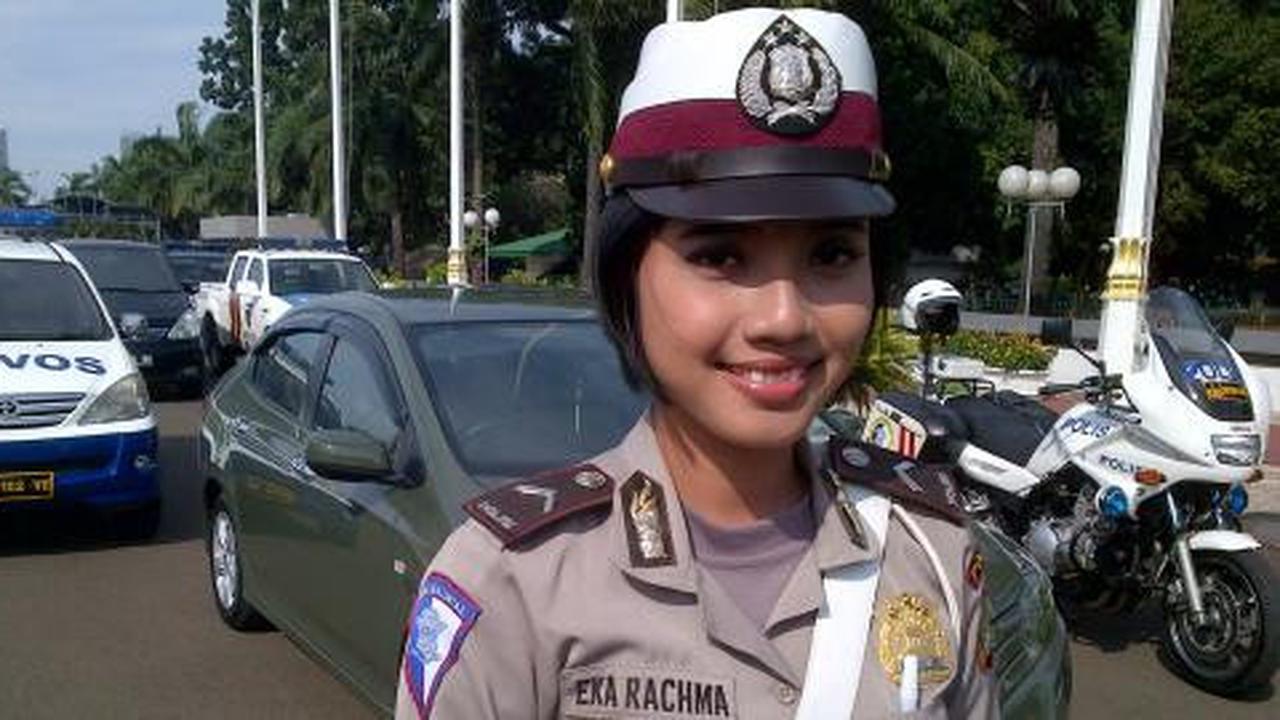 Komandan terluka, Bripda Eka tak kapok amankan demo