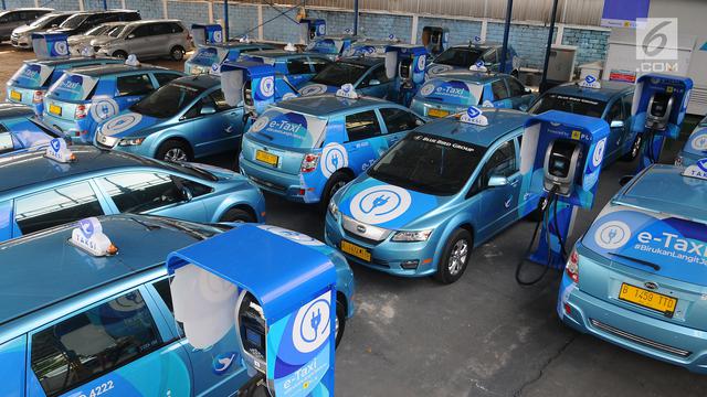 Blue Bird Siap Operasikan Taksi Listrik Pertama di Indonesia