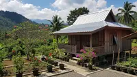 9 Model Rumah Kecil di Kampung dengan Atap Seng Rapi, Desain Cerdas Anti Panas