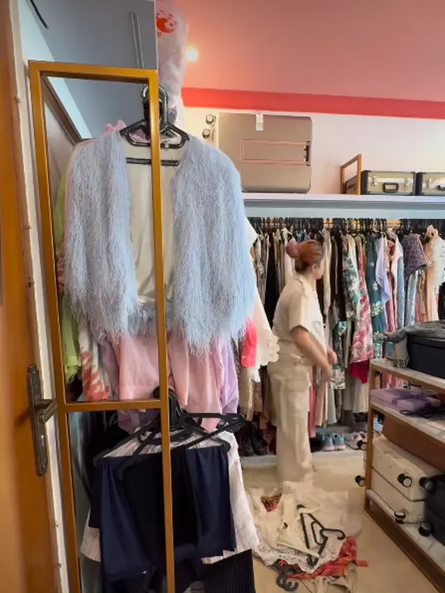 Potret Wardrobe Rumah Marshanda (Foto: Instagram @marshed.things dan @marshanda99)