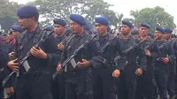 2 Anggota Brimob Dikeroyok 11 Debt Collector