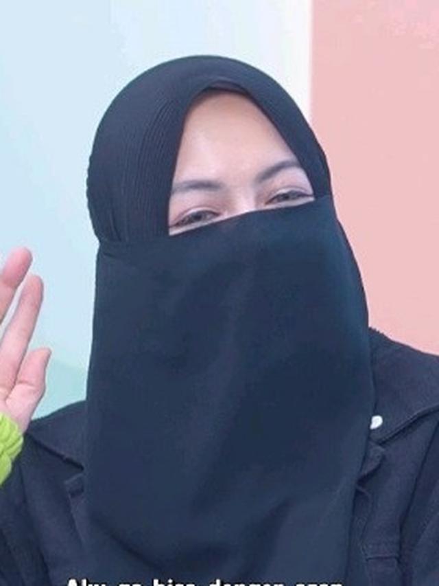 Ratu Rizky Nabila kini tampil bercadar (Foto: instagram raturn)