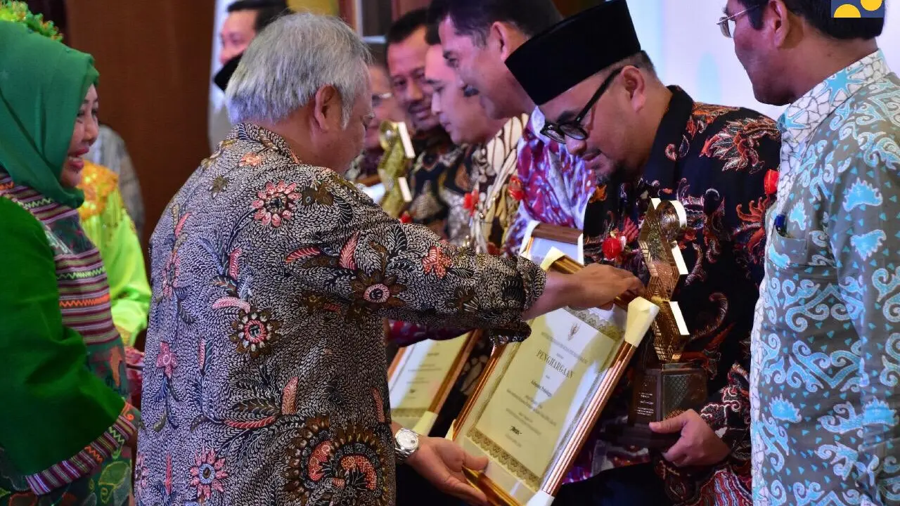 Kementerian Pekerjaan Umum dan Perumahan Rakyat (PUPR) menyelenggarakan malam Penghargaan PUPR tahun 2018, di Gedung Auditorium Kementerian PUPR, Jakarta pada 7 Desember 2018. Dok Kementerian PUPR