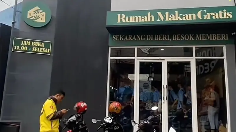 Viral rumah makan gratis di Tangerang yang sediakanhingga 400 porsi per hari