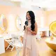 Ditengah kesibukannya, Anggun Duta Rambut Pantene membagikan rahasia menjaga rambut tetap berkilau dan sehat. (Foto/Dok: Pantene)