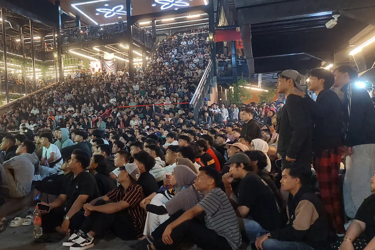 Euforia Piala Dunia 2026 di Yogyakarta! Teras Malioboro Dipadati Ribuan Penonton saat Nobar Semifinal Inggris Vs Argentina