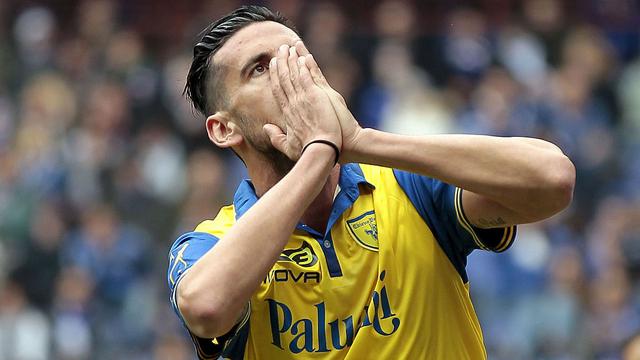 Spolli dengan Sigap Selamatkan Bola dari Eks Striker  Juventus