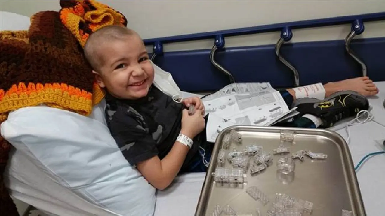 Bocah 5 Tahun dengan Leukemia Ini Lamar Perawat Favoritnya