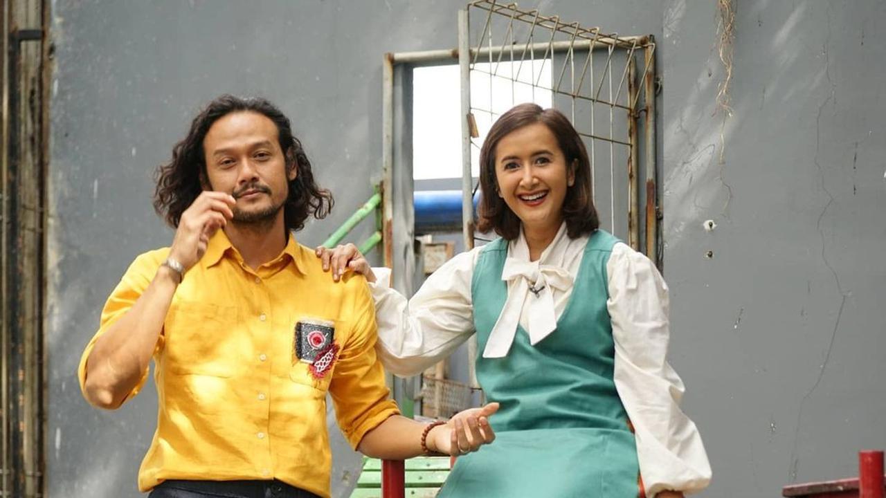 6 Potret Terbaru Widi Mulia Hamil Anak ke-4 di Usia 43 Tahun, Makin Menawan