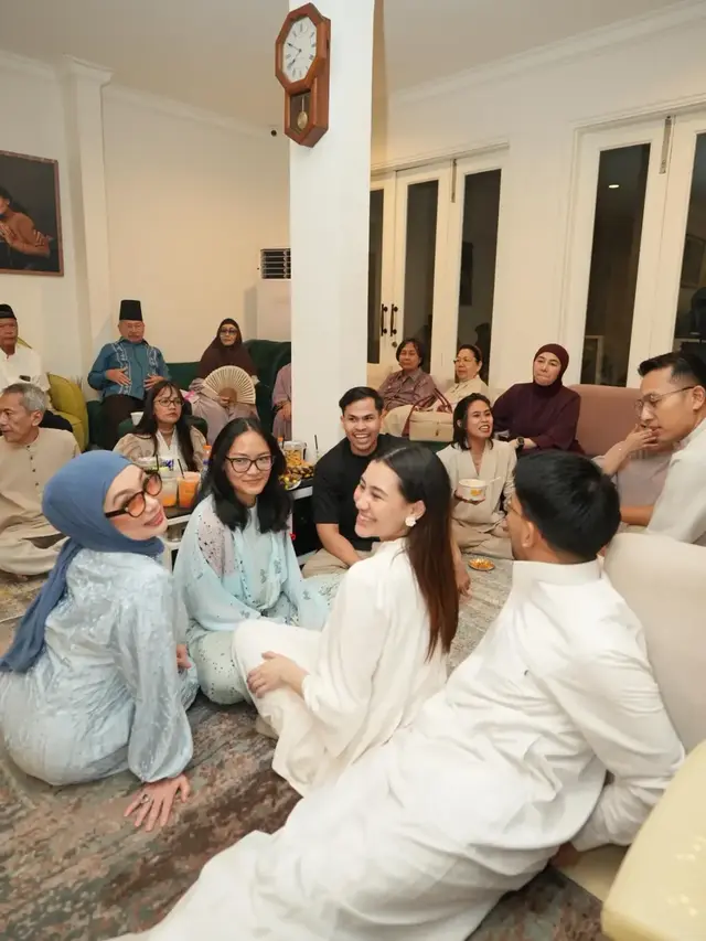 Potret Ruang Keluarga di Rumah Reza Artamevia (Foto: Instagram @rezaartameviaofficial)
