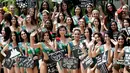 Kontestan Miss Earth 2019  berpose dalam balutan baju renang selama presentasi pers di Manila, Filipina, Rabu (2/10/2019). (AP Photo/Bullit Marquez)
