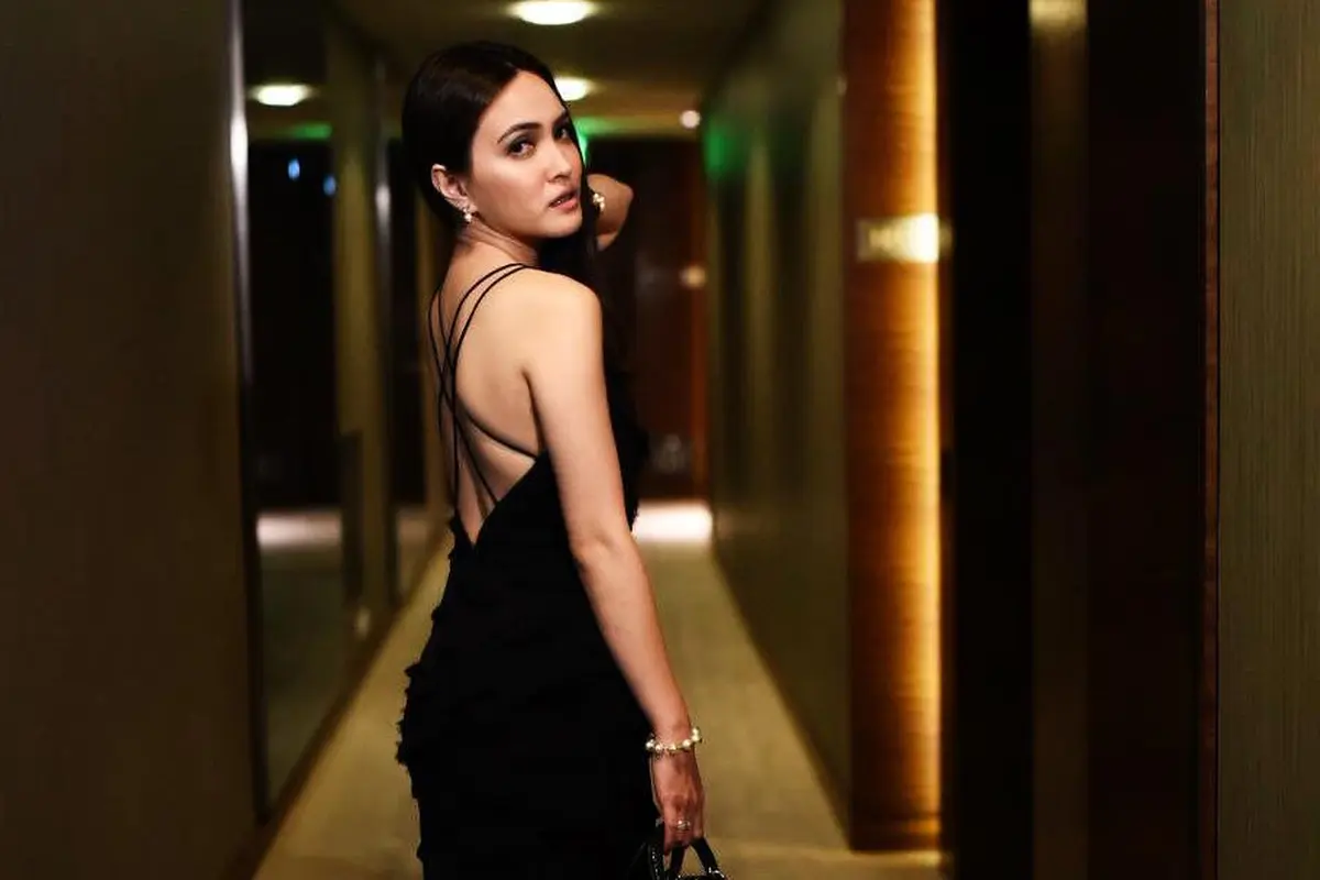 [Bintang] Biar Badan Mungil, Ini Bukti Shandy Aulia Punya Gaya Body Goals
