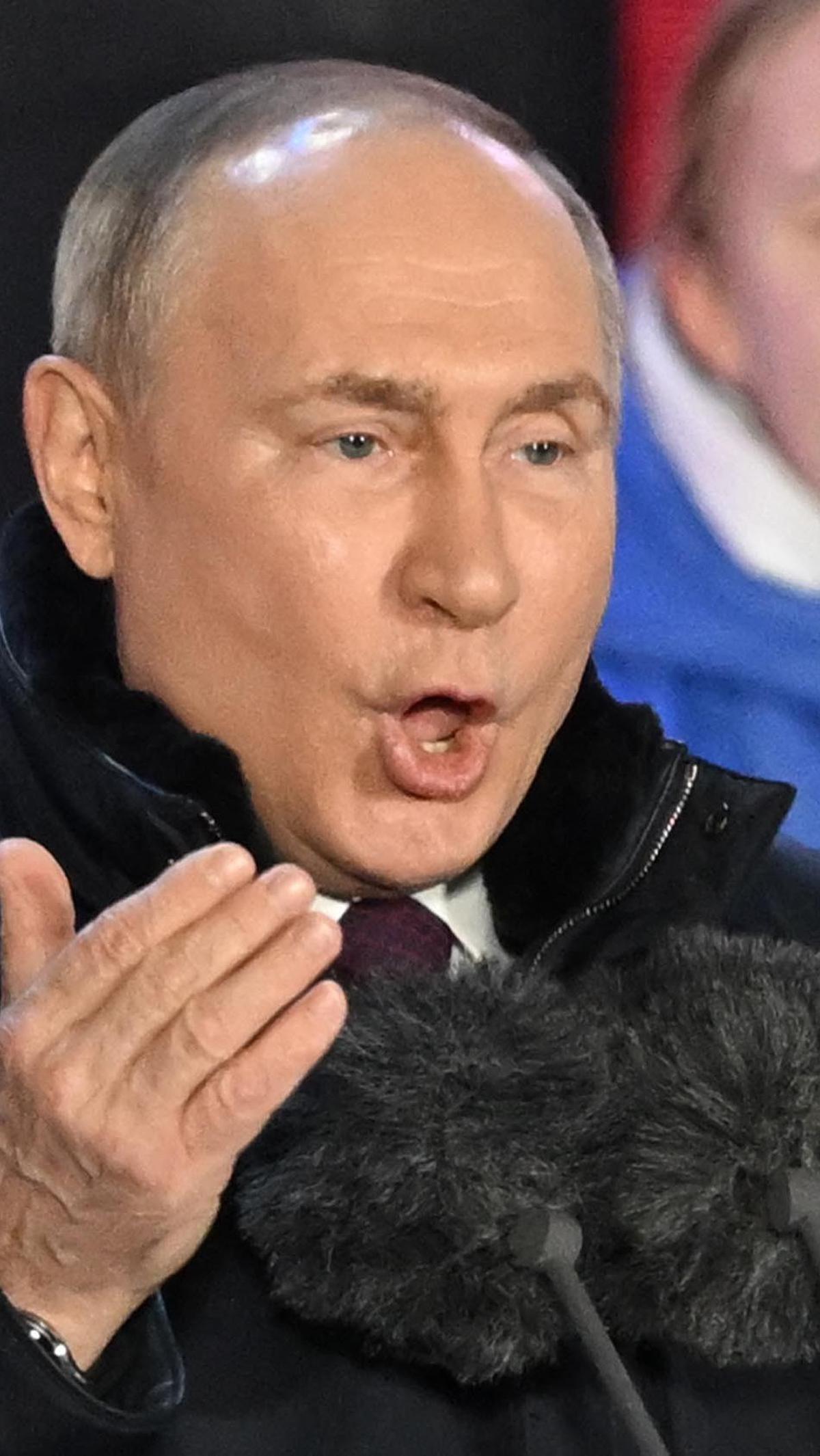 Dia juga menyatakan ada 190 kelompok etnis yang tinggal di Rusia di mana mereka mewakili jutaan orang.