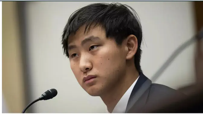 Pendiri Scale AI Alexandr Wang yang kini jadi miliarder termuda di dunia hasil dari usahanya sendiri mendirikan startup tersebut (Foto: AFP)