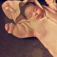 Kylie Jenner kini sering mengunggah foto Stormi Webster di sosial medianya. (snapchat/kyliejenner)