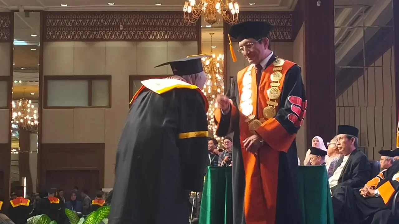 Wisuda Sarjana, Magister dan Doktor Universitas PTIQ Dihadiri Dubes Berbagai Negara. foto: istimewa