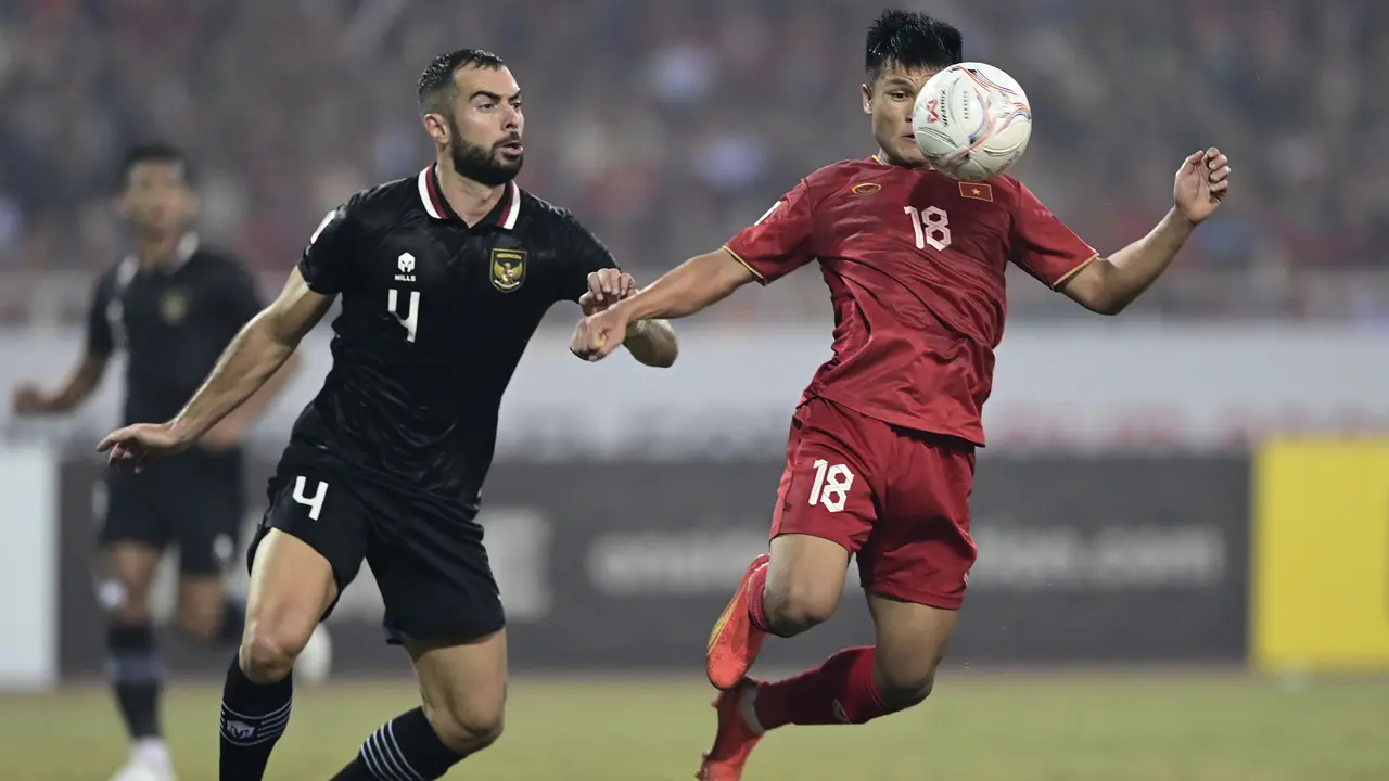 Foto: Keributan Antar Pemain Vietnam dan Indonesia di Leg Kedua Semifinal Piala AFF 2022