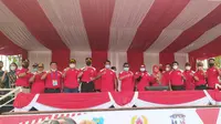 Bupati Garut Rudy Gunawan dan forkopimda Garut lainnya, secara resmi membuka gelaran Porkab Garut 2020. (Liputan6.com/Jayadi Supriadin)